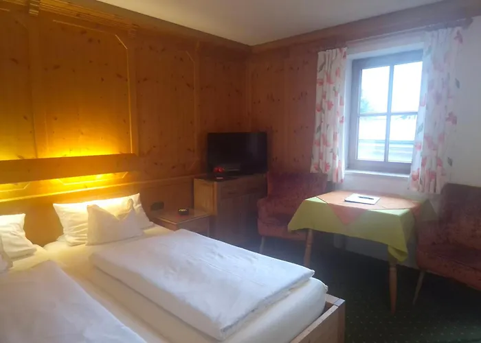 Gaestehaus Hofacker 3*